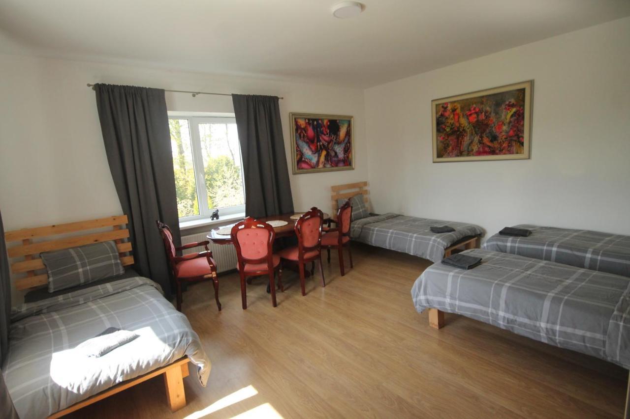 Sveciu Namai Prie Sirvintu Hotel Akmeniai Exterior foto