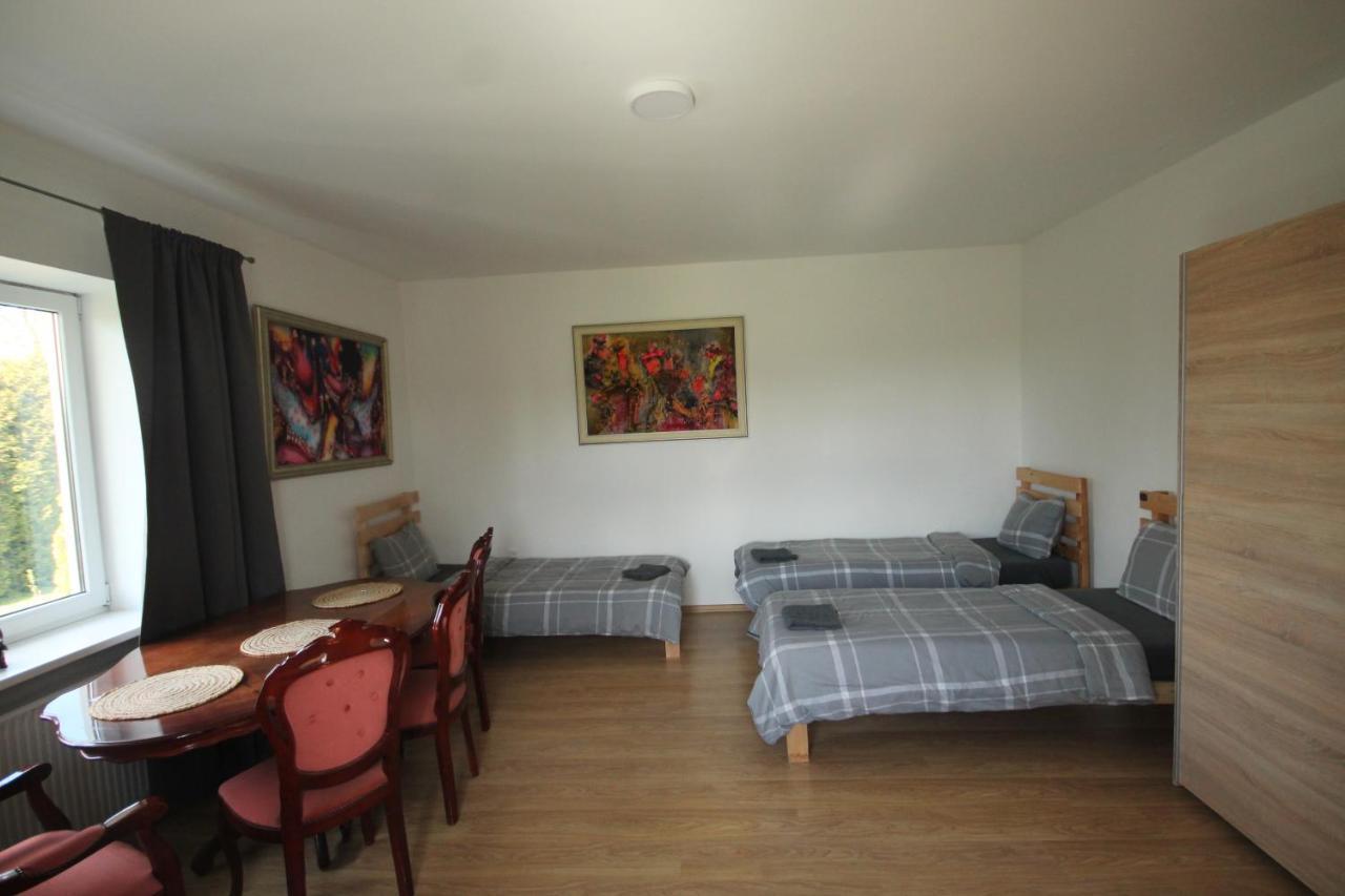 Sveciu Namai Prie Sirvintu Hotel Akmeniai Exterior foto